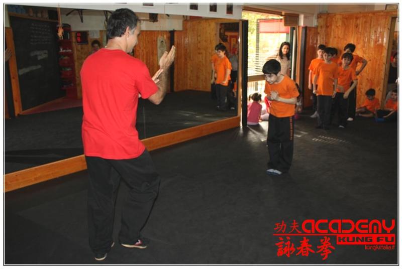 Kung Fu Bambini Academy Italia di Sifu Salvatore Mezzone Wing Tjun Ving Tsun Chun cinene artimarziali tradizionali e sport da combattimento Caserta accademia nazionale (8)